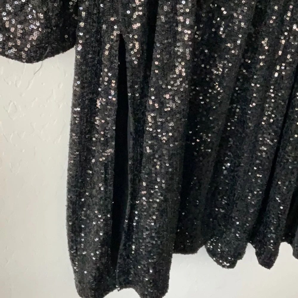 Steve Madden Show Stopper Sequin Duster - Picture 13 of 16